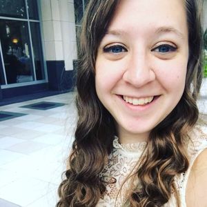 Meet your Posher, Abby